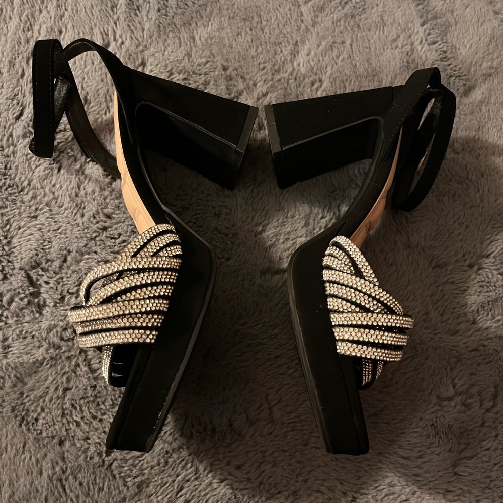Unk Black and Silver Strappy Sandals